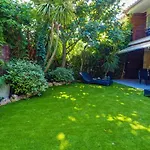 Beach Apartment Garden Vinyet By Hello Homes Sitges